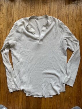 UNIQLO waffle henley
